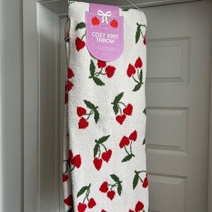 Envogue Cherry Knit Throw Blanket - White, Red, and Green